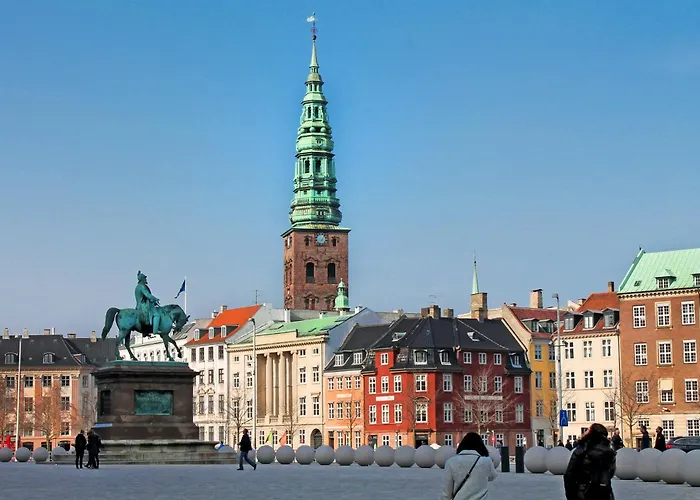 Stylish Apartment In Heart Of Cph Near Stroget & The Canals